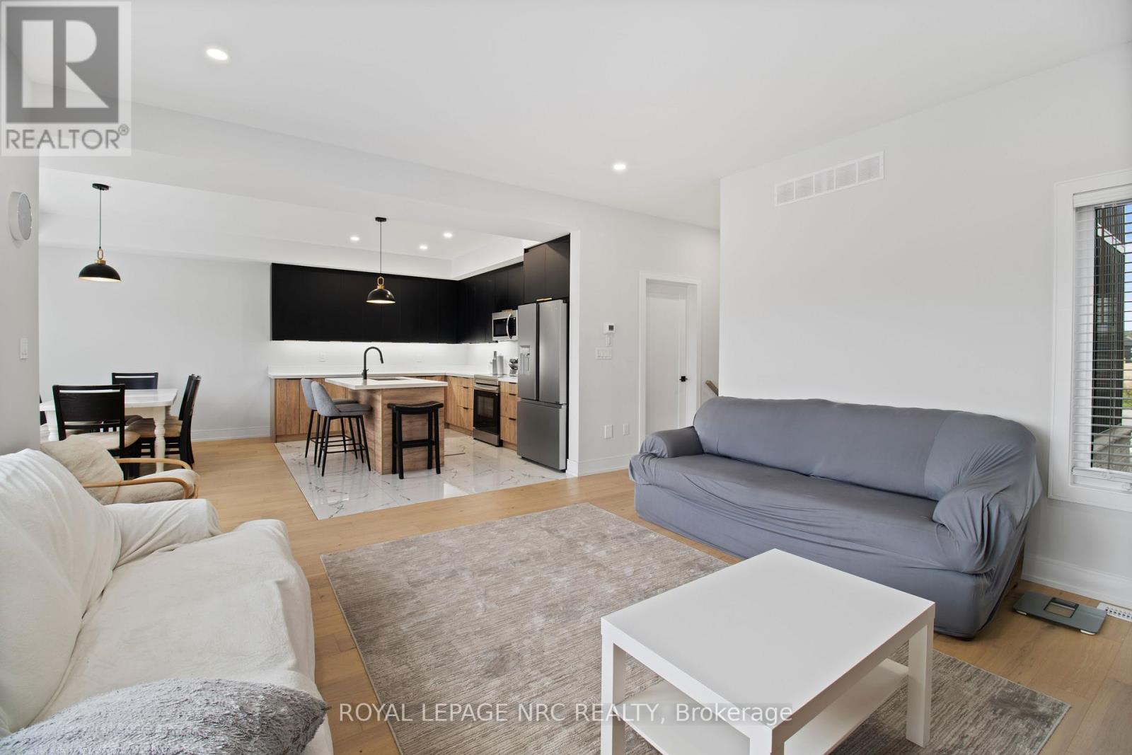 7392 Splendour Drive, Niagara Falls, Ontario  L2H 3V7 - Photo 15 - X13482718