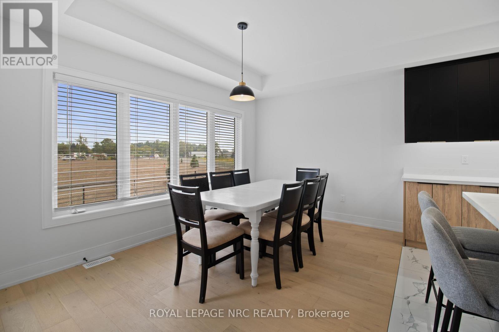 7392 Splendour Drive, Niagara Falls, Ontario  L2H 3V7 - Photo 17 - X13482718
