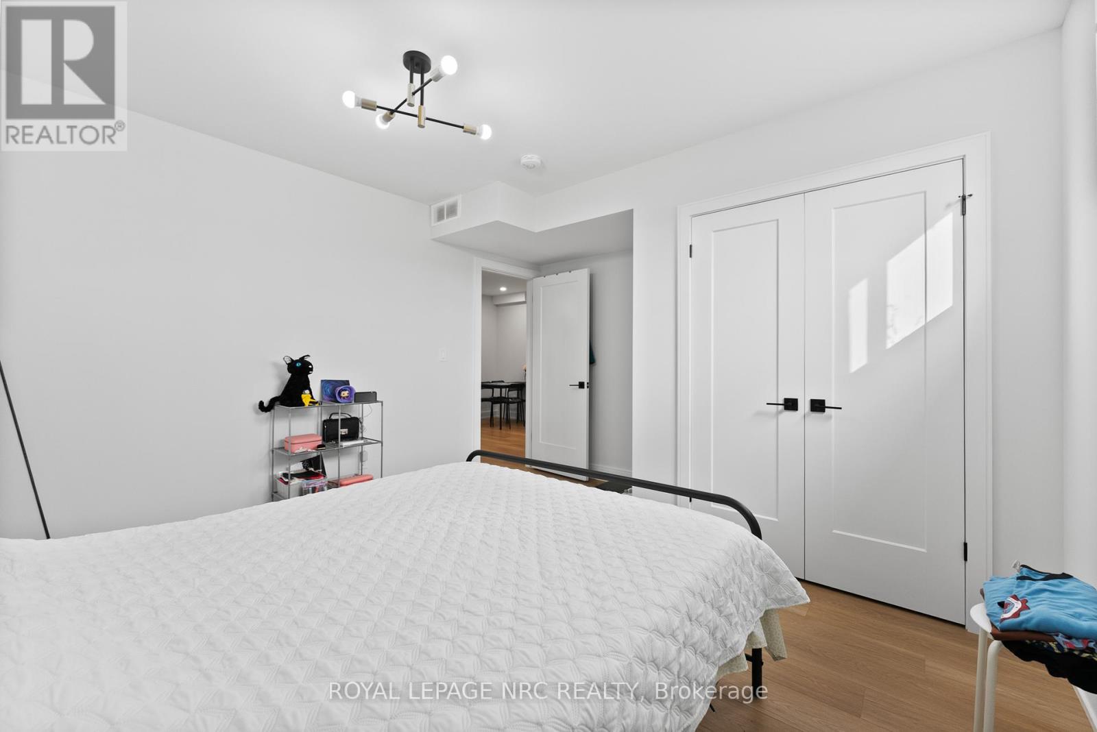 7392 Splendour Drive, Niagara Falls, Ontario  L2H 3V7 - Photo 35 - X13482718