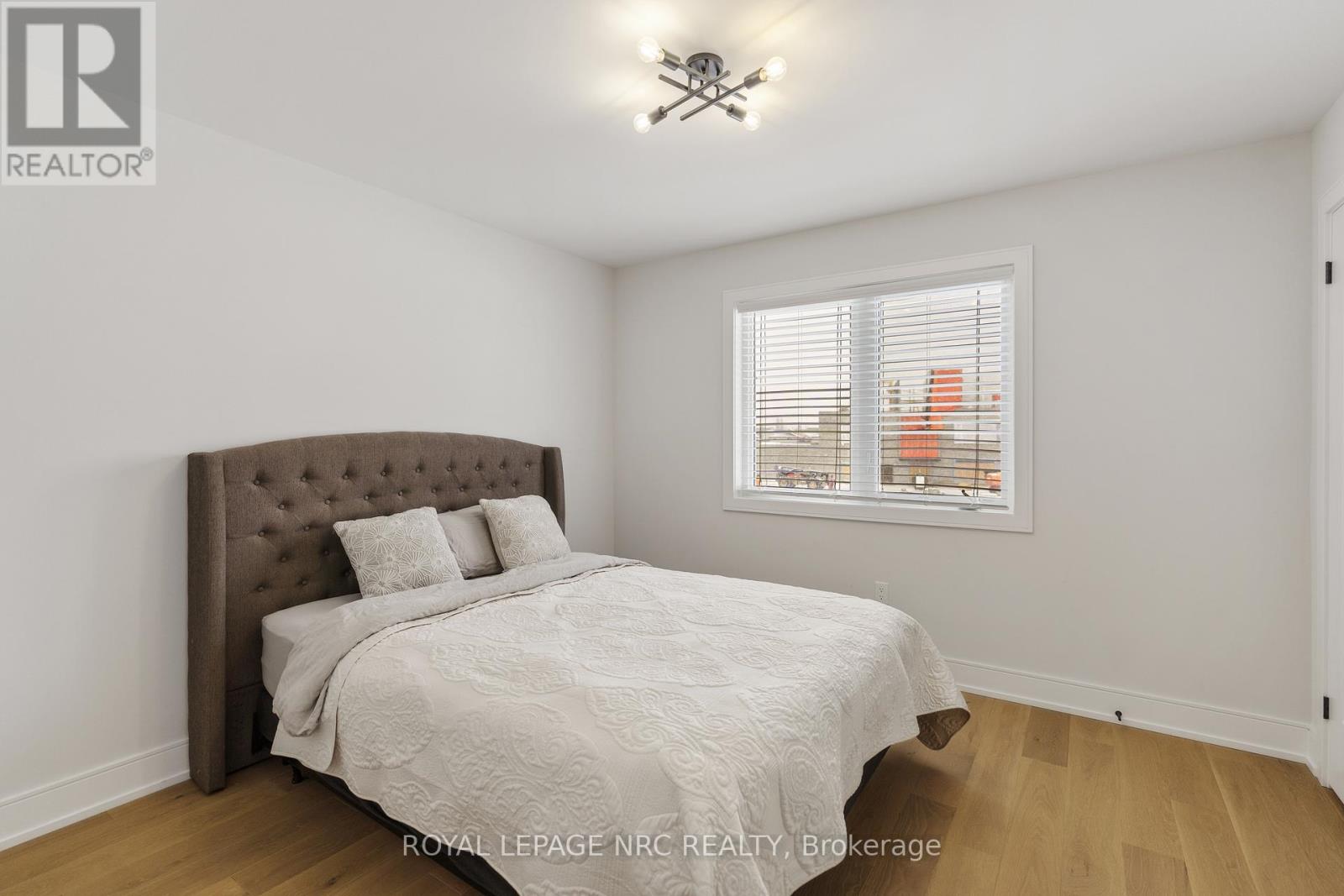 7386 Splendour Drive, Niagara Falls, Ontario  L2H 3V8 - Photo 17 - X13482720