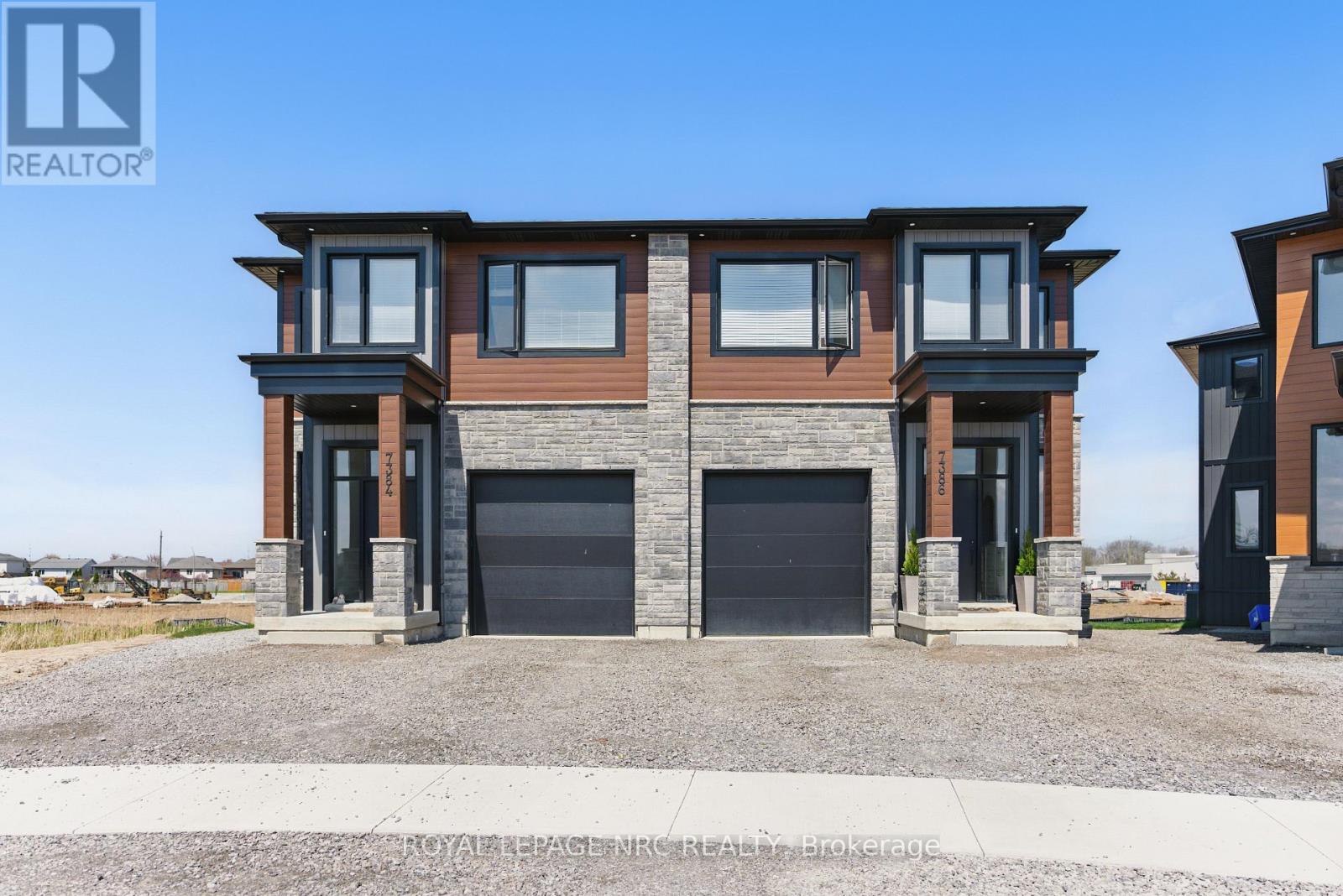 7386 Splendour Drive, Niagara Falls, Ontario  L2H 3V8 - Photo 3 - X13482720