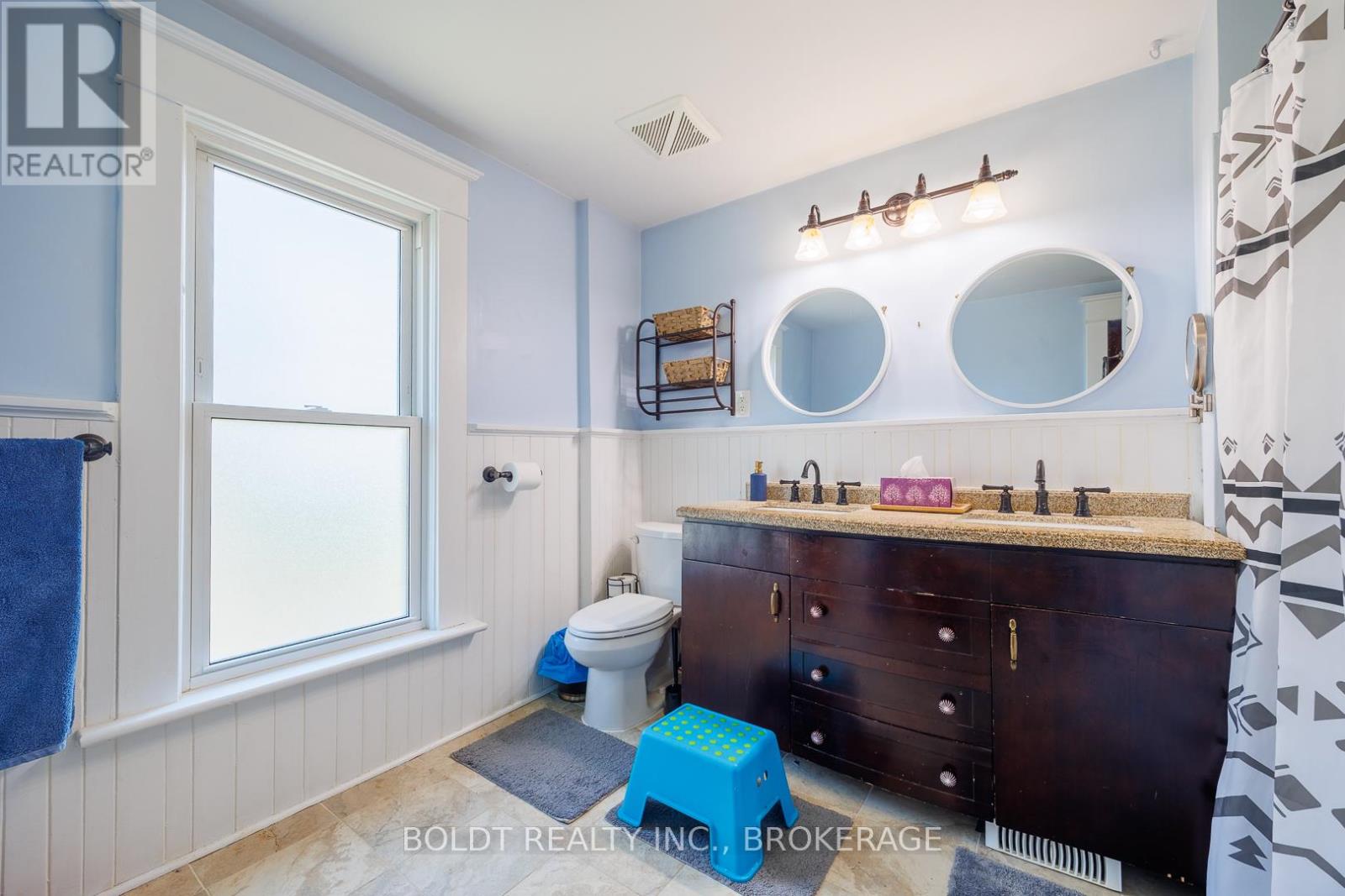 5285 Third Avenue, Niagara Falls, Ontario  L2E 4M6 - Photo 15 - X13482872