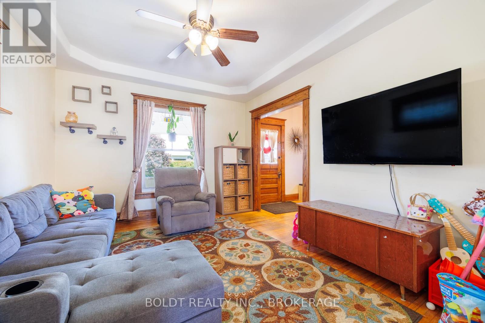 5285 Third Avenue, Niagara Falls, Ontario  L2E 4M6 - Photo 9 - X13482872