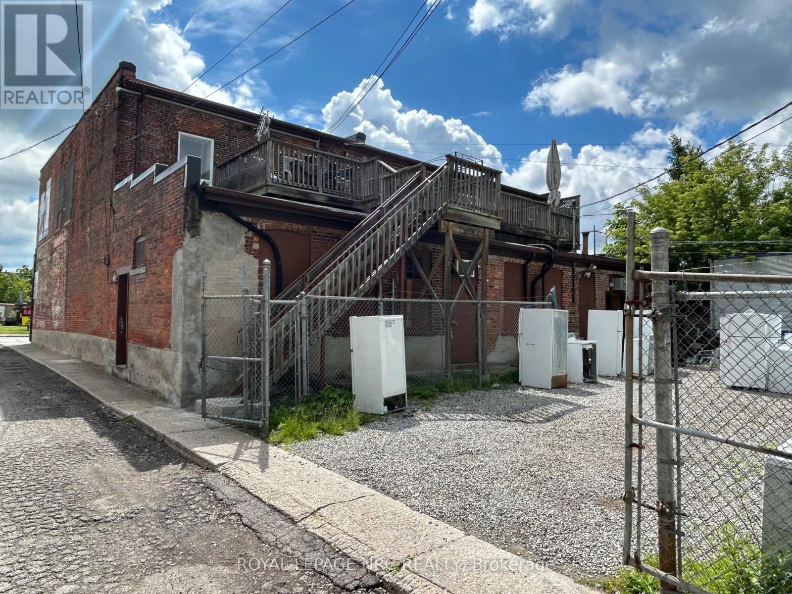 333-341 Merritt Street, St. Catharines, Ontario  L2T 1K5 - Photo 12 - X13484124