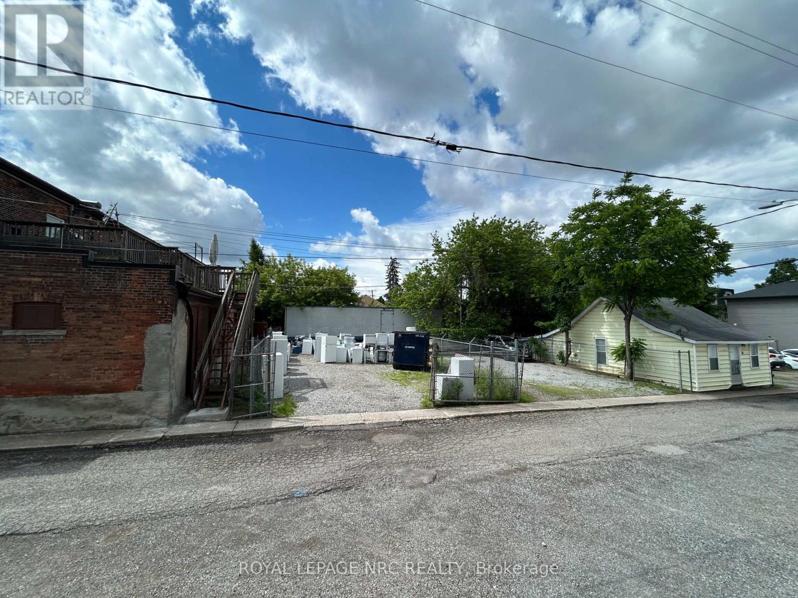 333-341 Merritt Street, St. Catharines, Ontario  L2T 1K5 - Photo 14 - X13484124