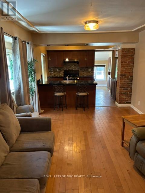 15 Rodman Street, St. Catharines, Ontario  L2R 5C9 - Photo 4 - X13485502