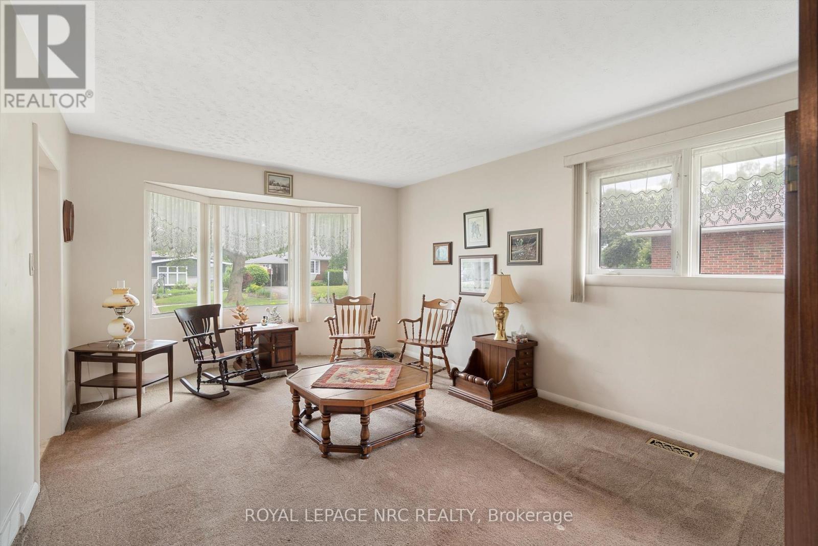 6502 Brock Street, Niagara Falls, Ontario  L2J 1W3 - Photo 12 - X13486646
