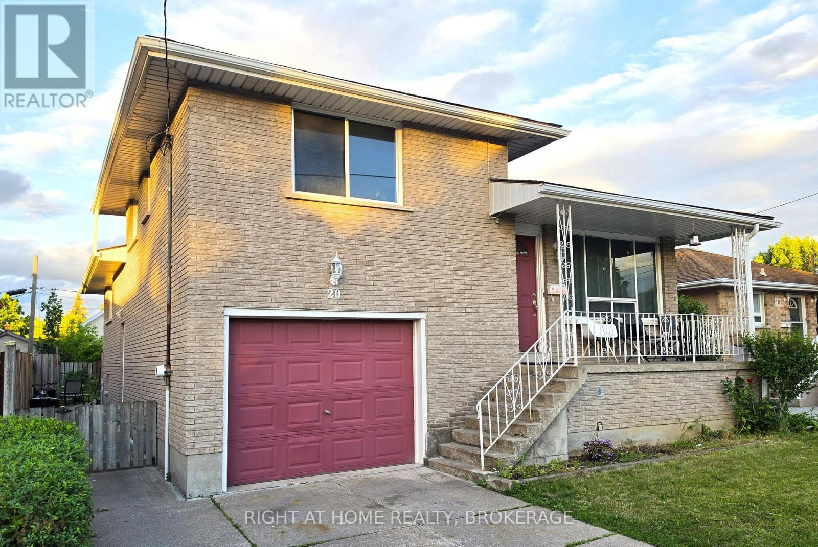 20 Augusta Avenue, St. Catharines, Ontario  L2M 5R2 - Photo 12 - X13488566