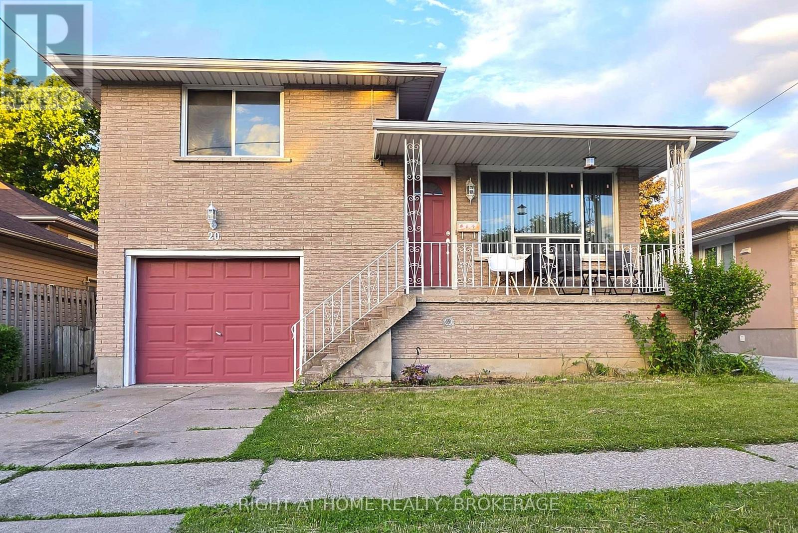20 Augusta Avenue, St. Catharines, Ontario  L2M 5R2 - Photo 8 - X13488566