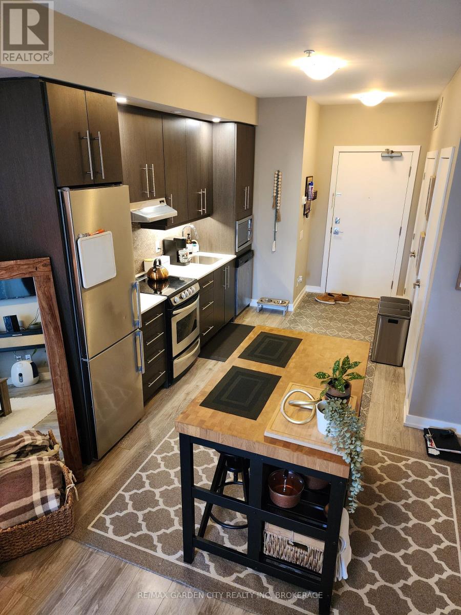 206 - 10 Esplanade Lane, Grimsby, Ontario  L3M 0H1 - Photo 5 - X13489338
