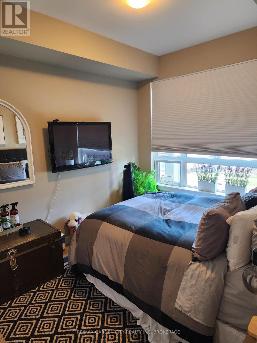 206 - 10 Esplanade Lane, Grimsby, Ontario  L3M 0H1 - Photo 8 - X13489338