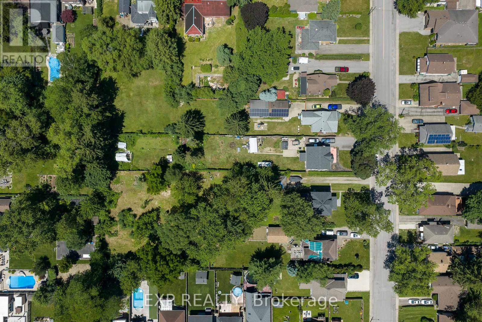 6111 Carlton Avenue, Niagara Falls, Ontario  L2G 5J8 - Photo 3 - X13489372
