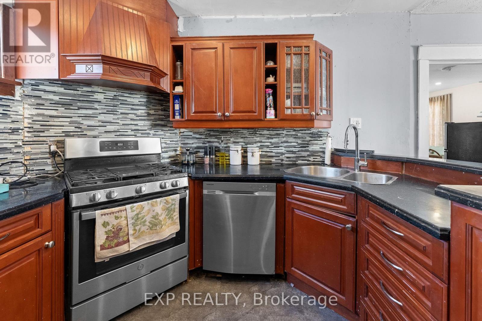 221 Bowen Road, Fort Erie, Ontario  L2A 2Y6 - Photo 12 - X13490598