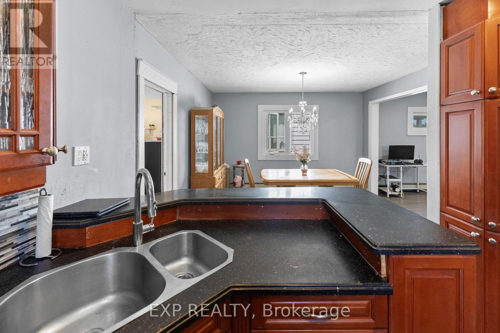 221 Bowen Road, Fort Erie, Ontario  L2A 2Y6 - Photo 13 - X13490598