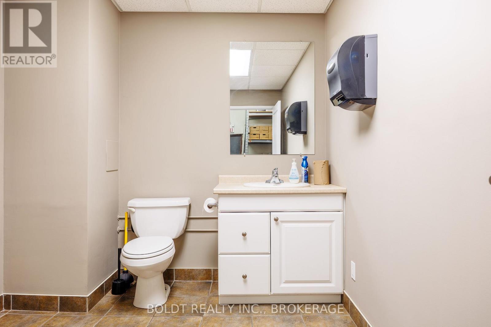 13-15 Secord Drive, St. Catharines, Ontario  L2N 1K9 - Photo 35 - X13492874