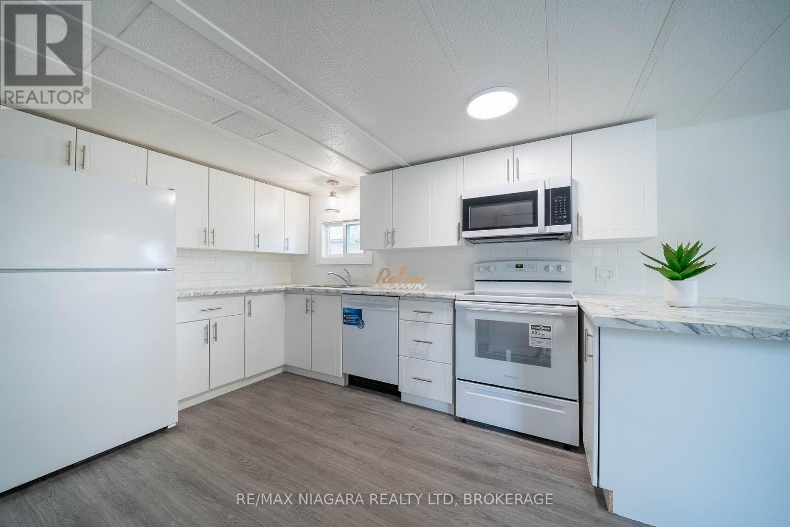 4597 Martha Lane, Lincoln, Ontario  L3J 0W1 - Photo 6 - X13493996