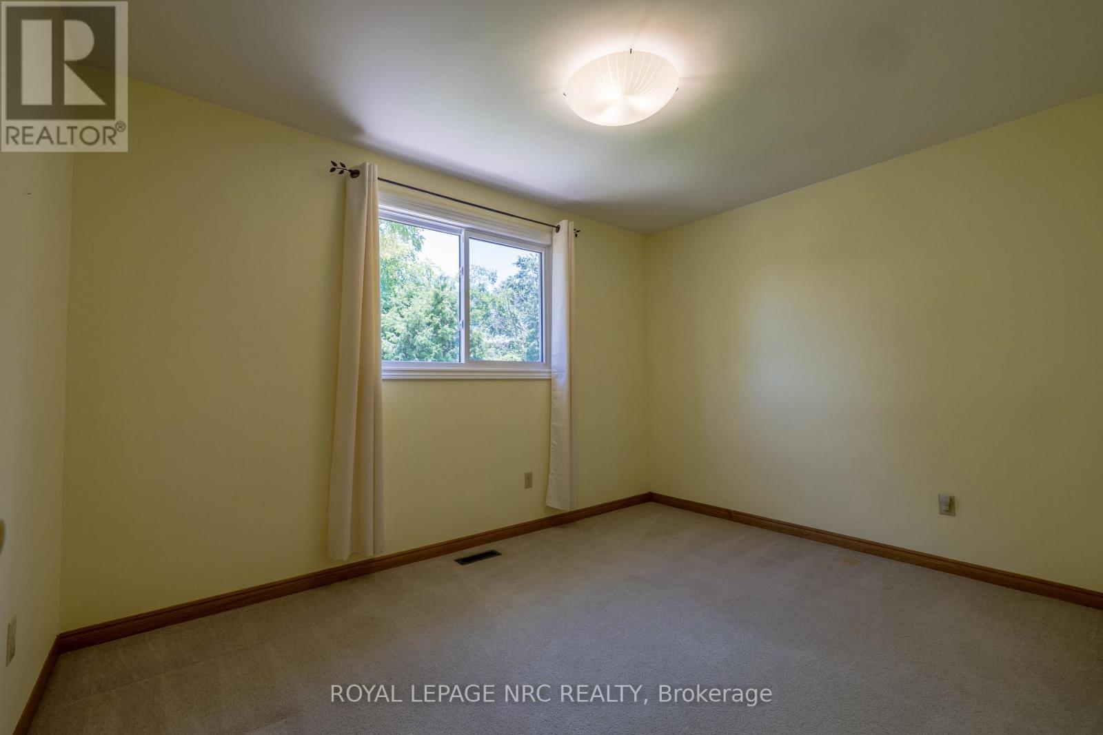 4916 Homestead Drive, Lincoln, Ontario  L3J 0C4 - Photo 20 - X13494264