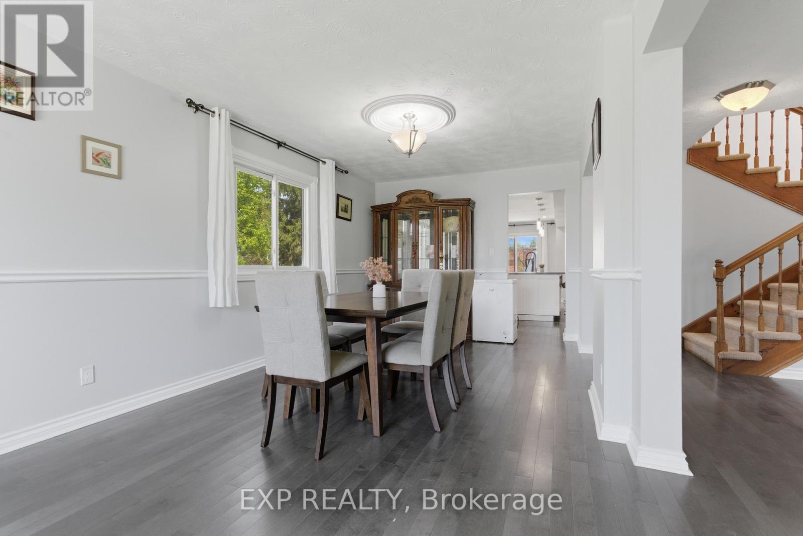 25 Edmund Street, St. Catharines, Ontario  L2R 2G3 - Photo 10 - X13496982