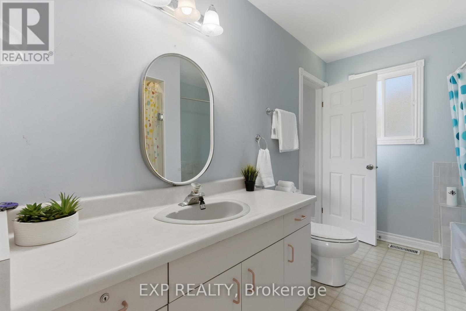 25 Edmund Street, St. Catharines, Ontario  L2R 2G3 - Photo 25 - X13496982