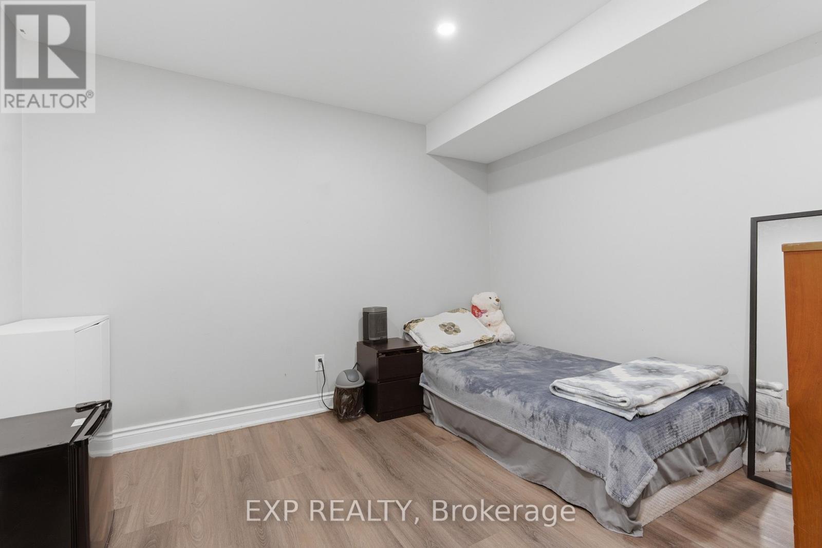 25 Edmund Street, St. Catharines, Ontario  L2R 2G3 - Photo 29 - X13496982