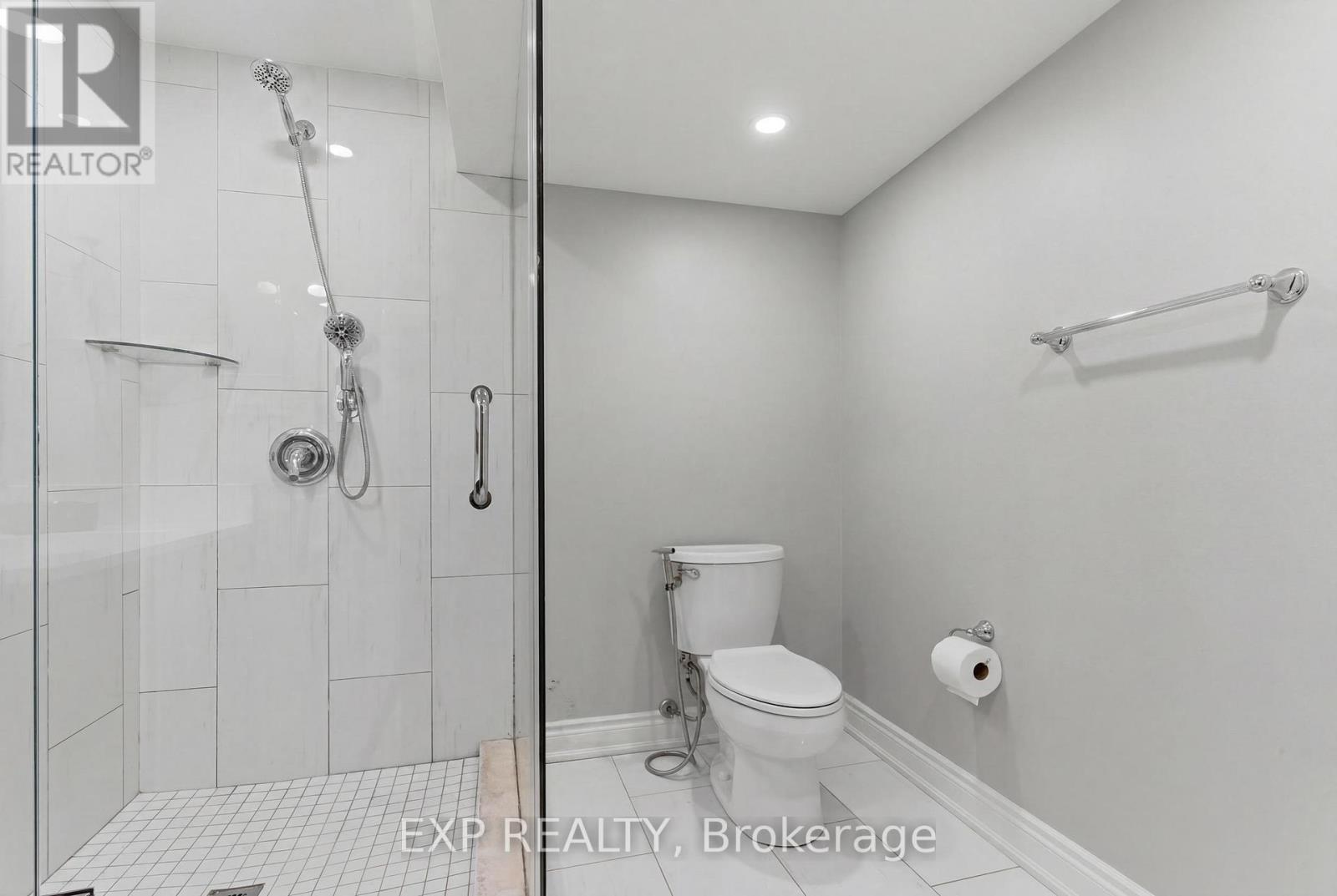 25 Edmund Street, St. Catharines, Ontario  L2R 2G3 - Photo 31 - X13496982