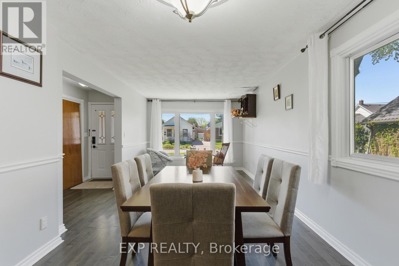 25 Edmund Street, St. Catharines, Ontario  L2R 2G3 - Photo 8 - X13496982