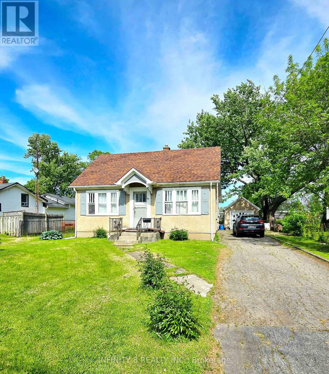 98 Louth Street, St. Catharines, Ontario  L2S 2T4 - Photo 3 - X13497234