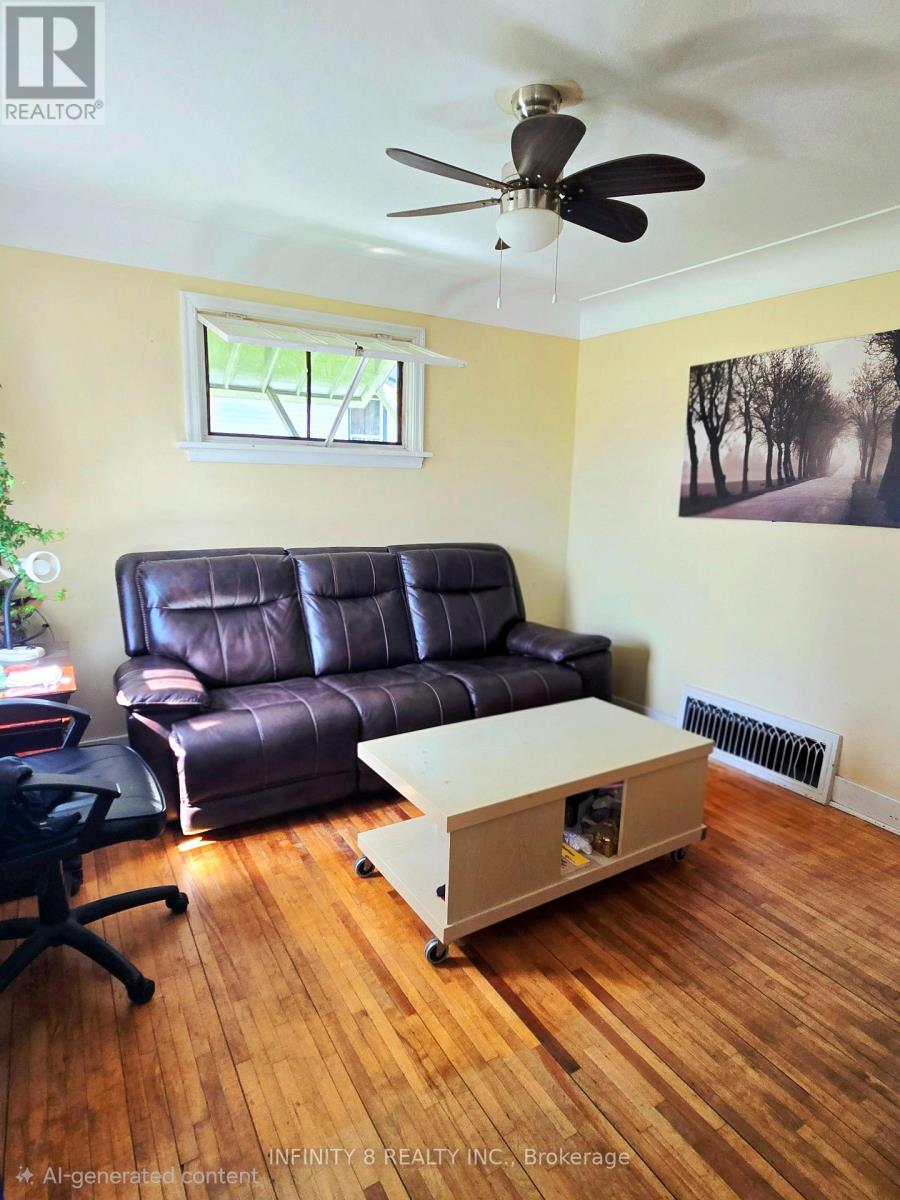 98 Louth Street, St. Catharines, Ontario  L2S 2T4 - Photo 4 - X13497234