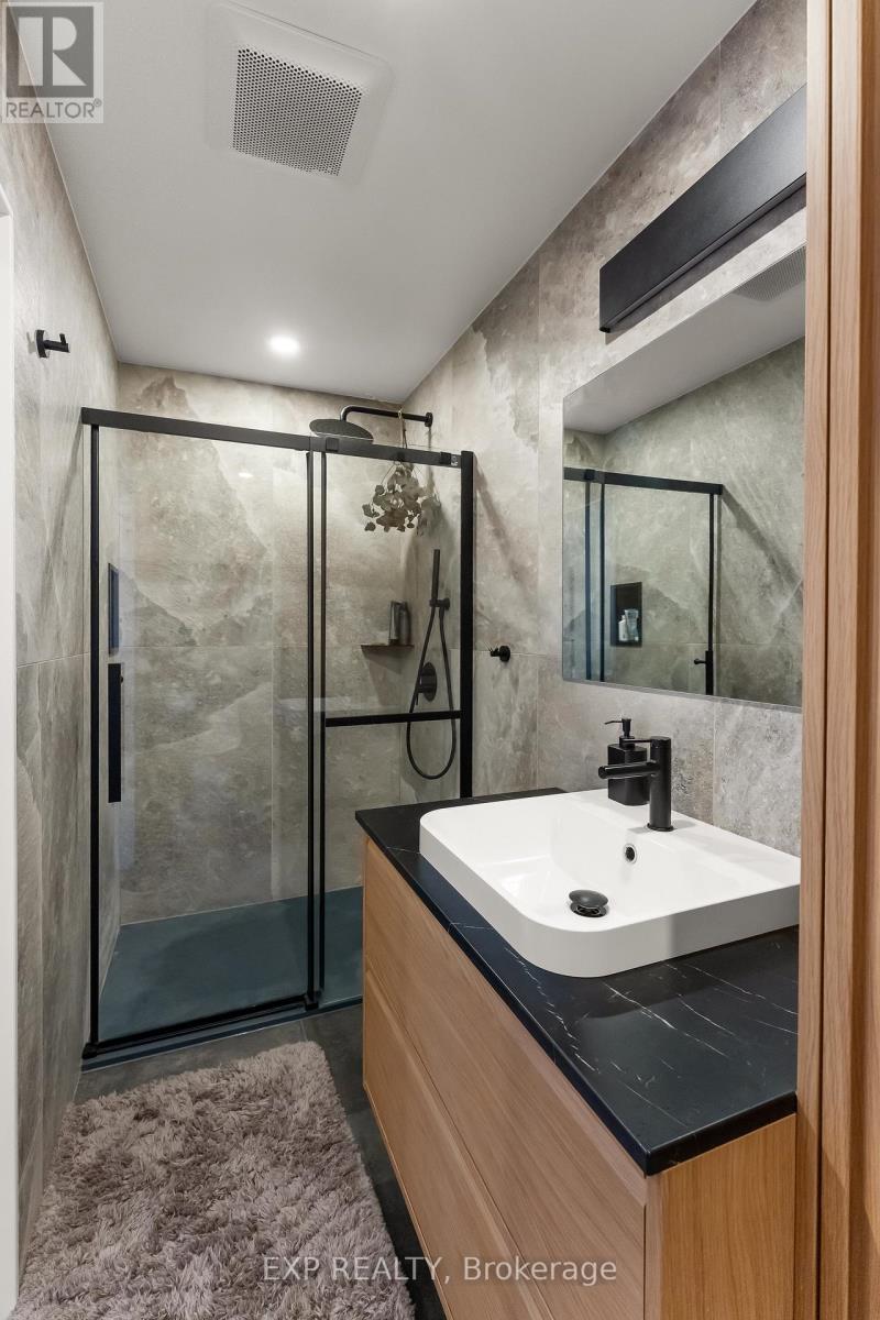 23 The Cedars Street, St. Catharines, Ontario  L2M 6M9 - Photo 7 - X13503288
