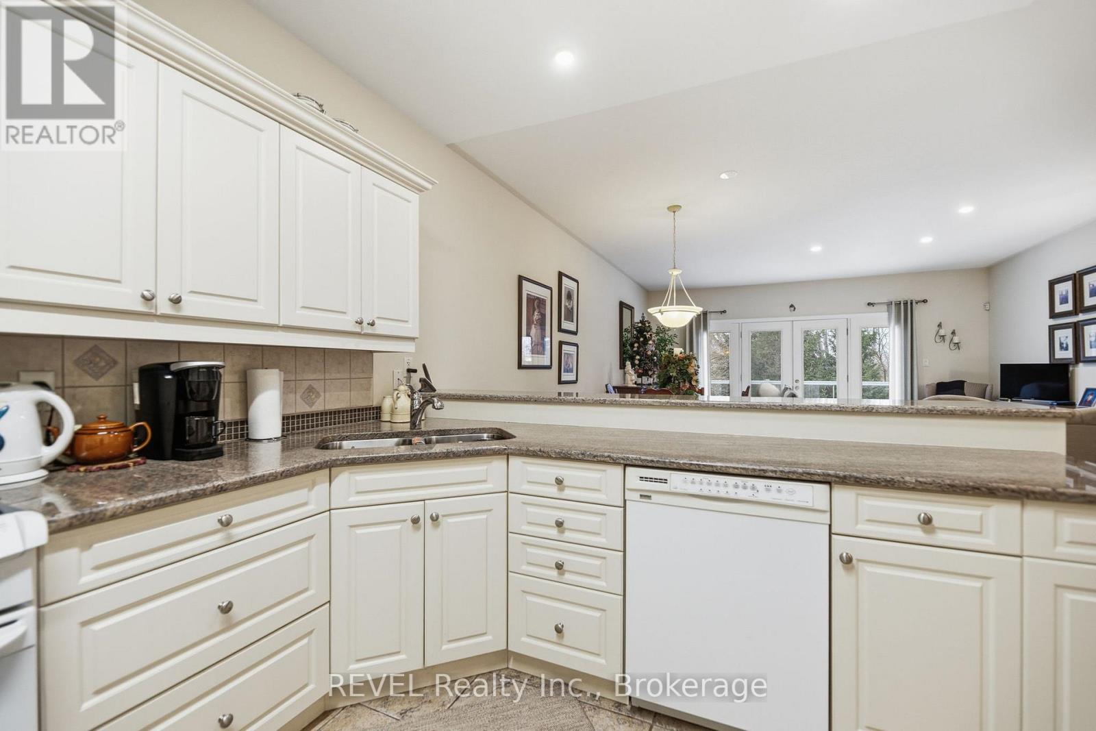 6295 Forest Ridge Drive, Niagara Falls, Ontario  L2J 4K2 - Photo 13 - X13504120