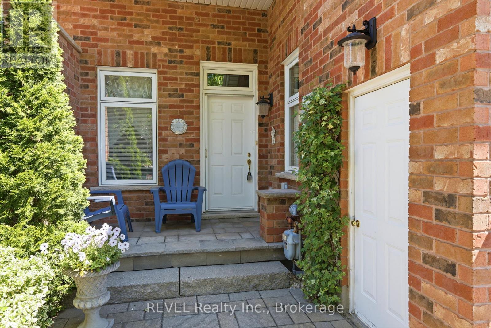 6295 Forest Ridge Drive, Niagara Falls, Ontario  L2J 4K2 - Photo 4 - X13504120