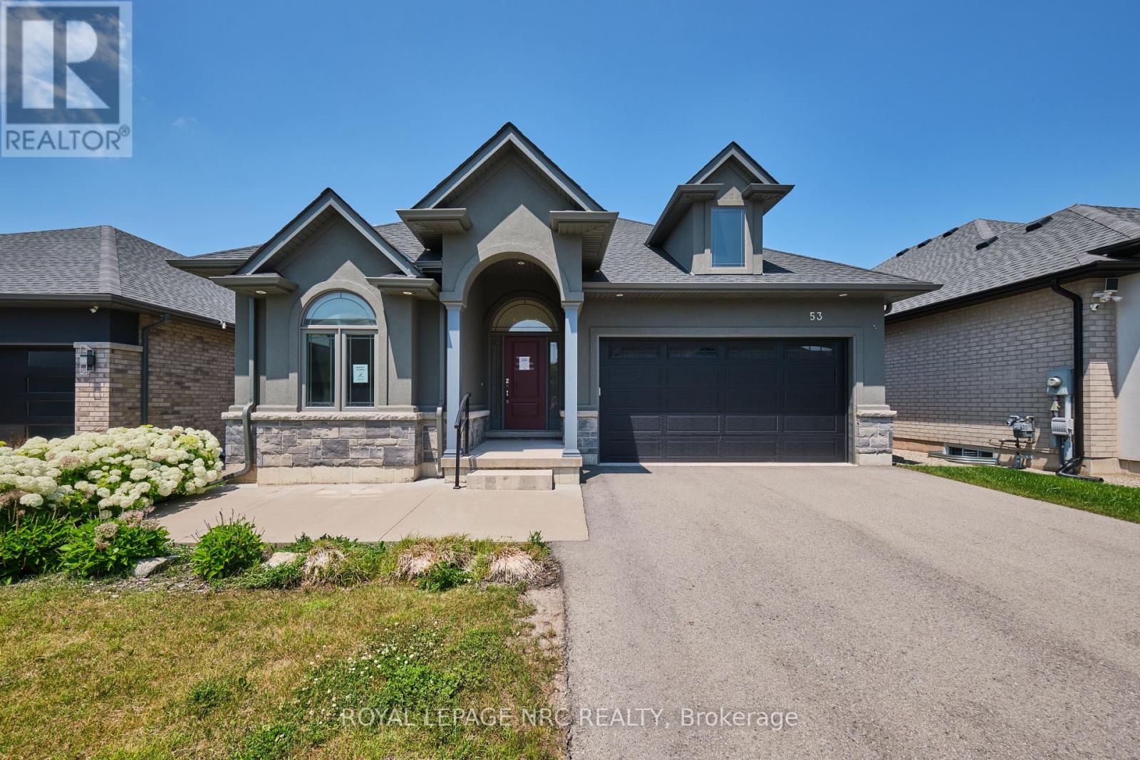 53 Carrick Trail, Welland, Ontario  L3B 0E7 - Photo 1 - X13508918