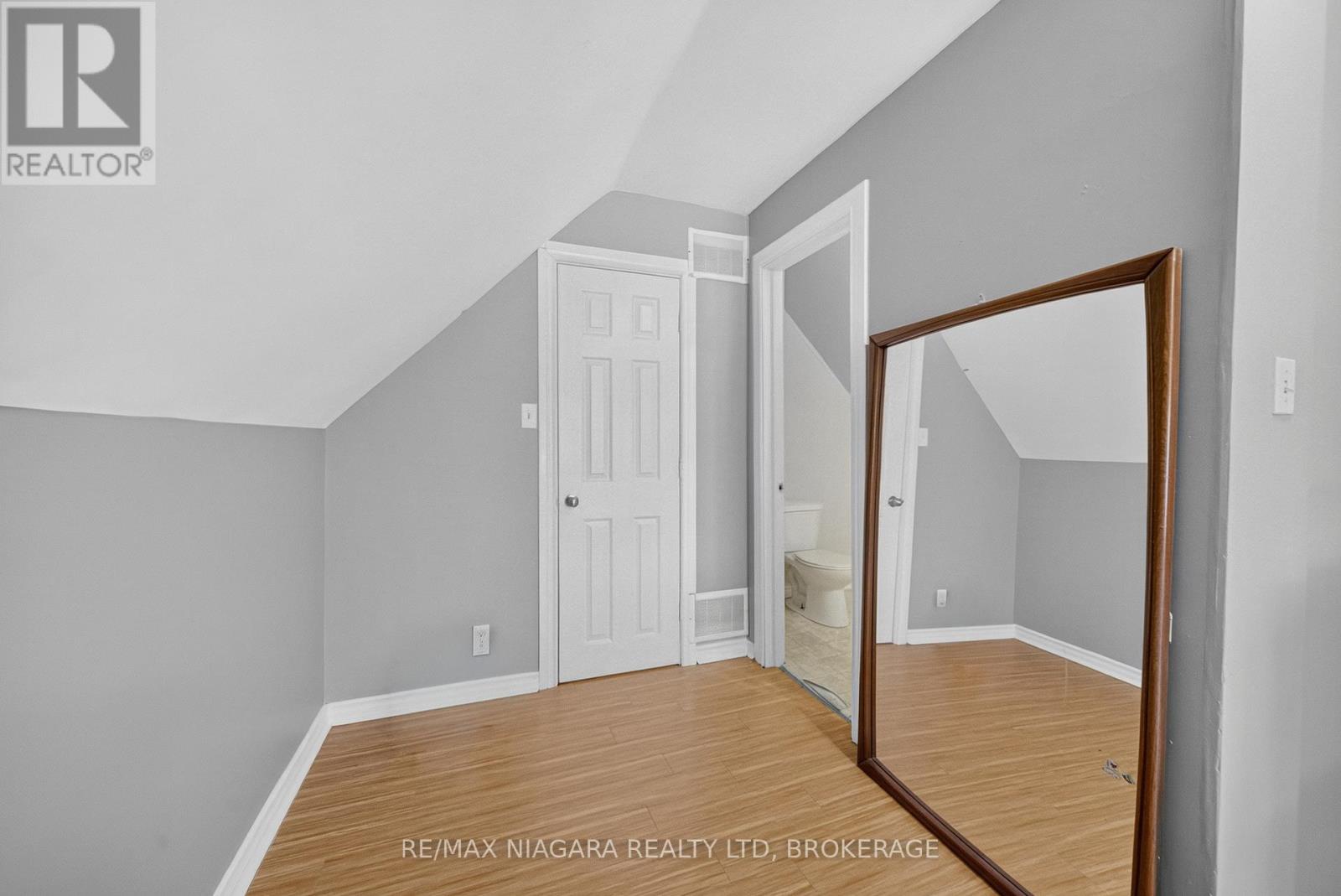 4454 Huron Street, Niagara Falls, Ontario  L2E 2H2 - Photo 21 - X13508944