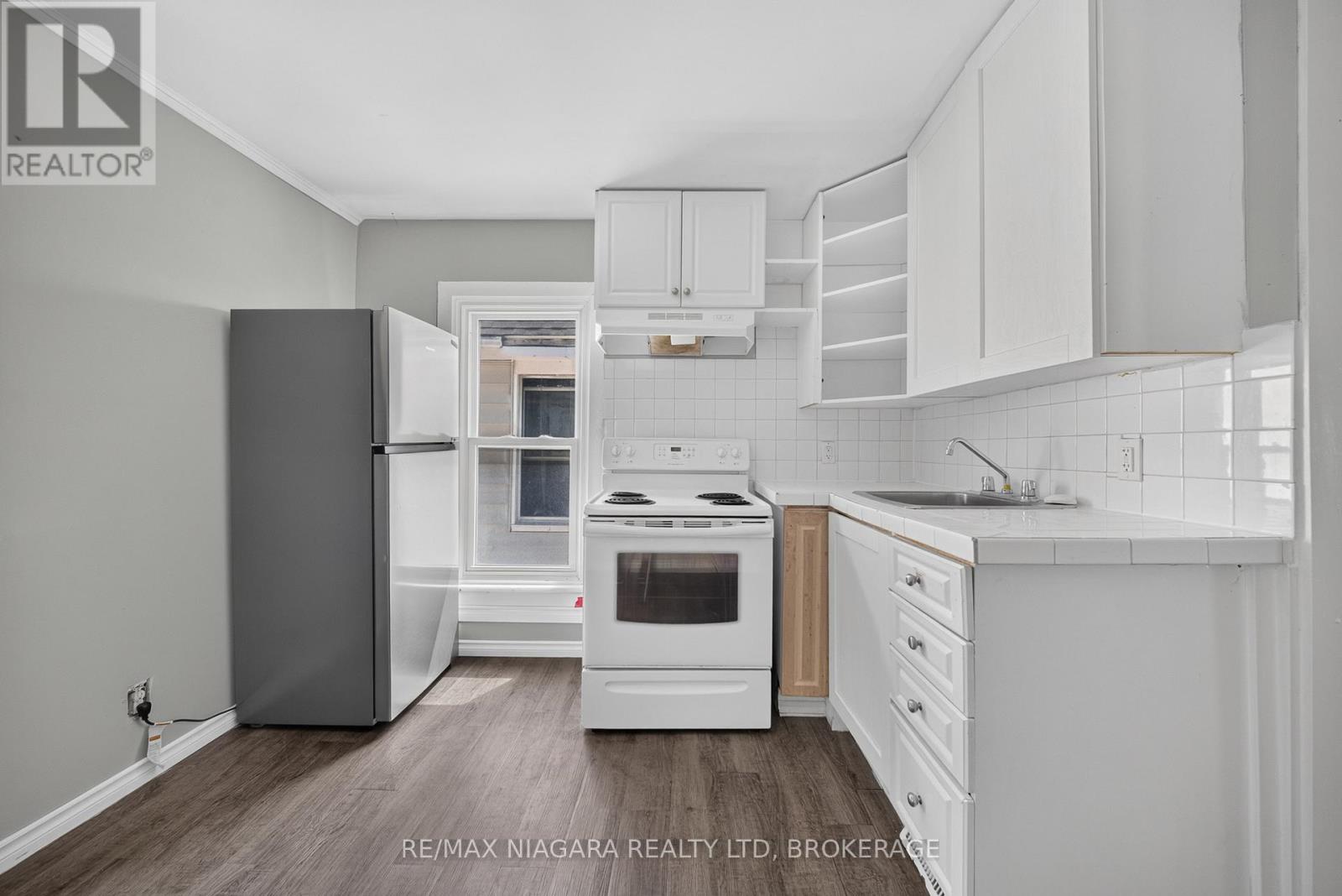 4454 Huron Street, Niagara Falls, Ontario  L2E 2H2 - Photo 23 - X13508944