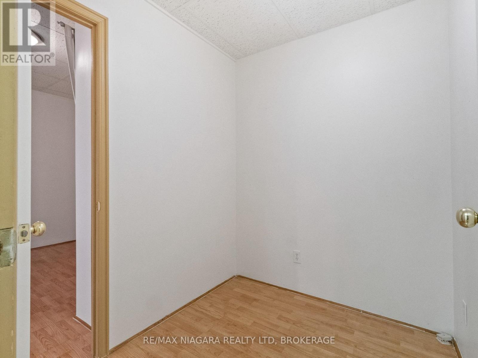 61 Queen Street, Fort Erie, Ontario  L2A 1T7 - Photo 11 - X13511760