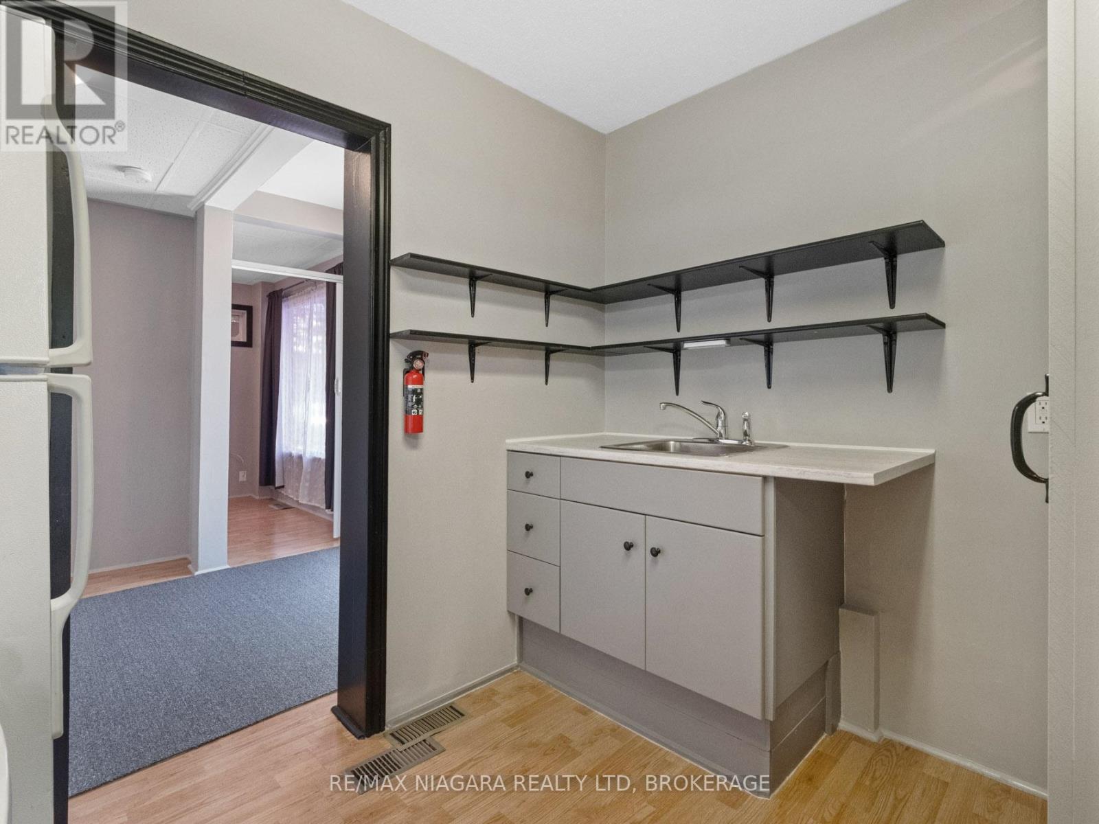 61 Queen Street, Fort Erie, Ontario  L2A 1T7 - Photo 11 - X13511834