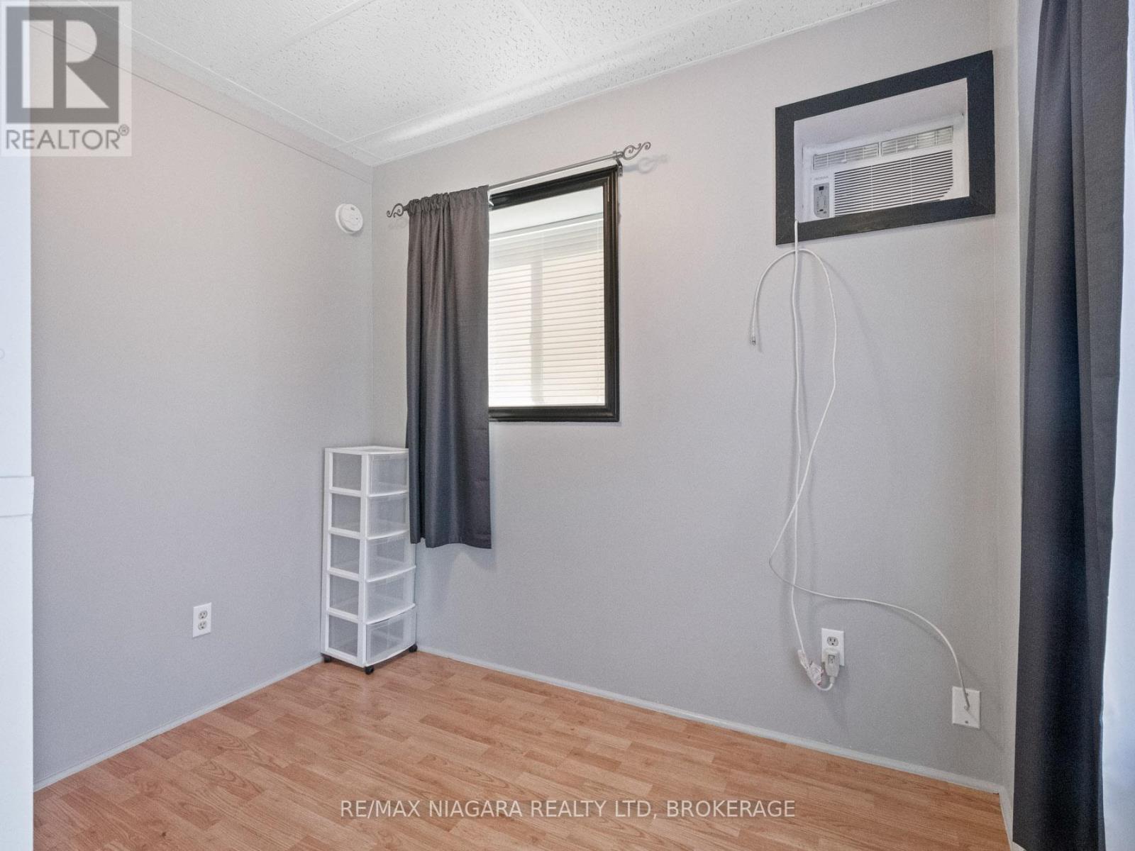 61 Queen Street, Fort Erie, Ontario  L2A 1T7 - Photo 8 - X13511834