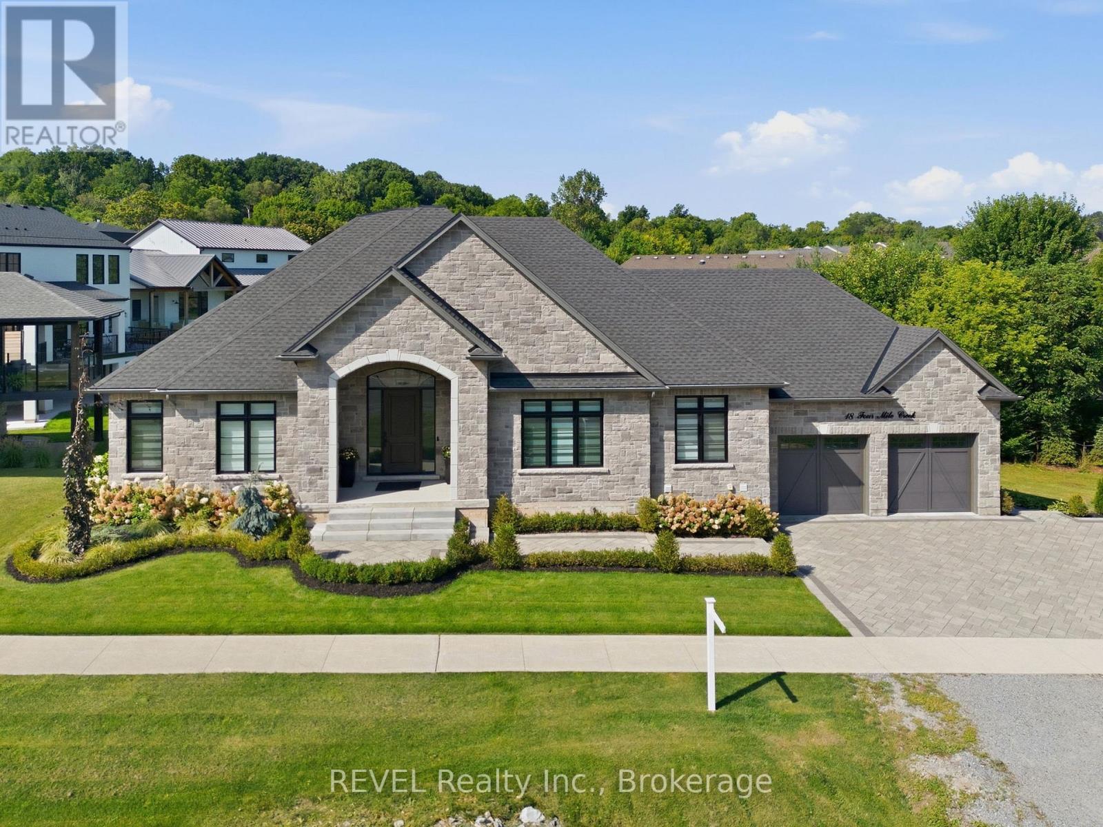 18 Four Mile Creek Road, Niagara-On-The-Lake, Ontario  L0S 1J1 - Photo 1 - X13512740