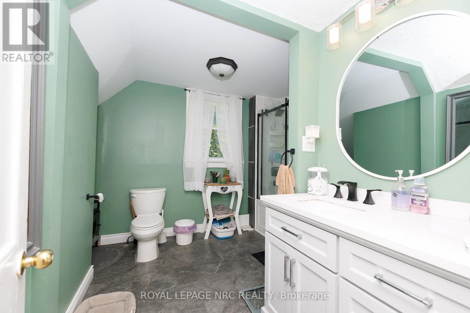 1 Cumming Street, St. Catharines, Ontario  L2S 1H6 - Photo 10 - X13513004