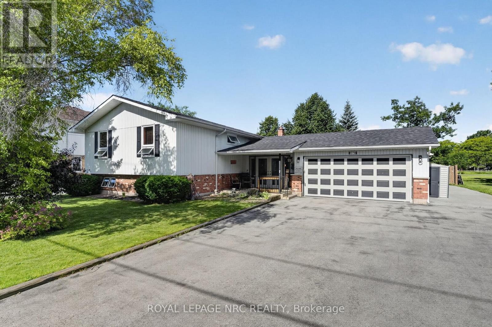 979 Crescent Road, Fort Erie, Ontario  L2A 4R6 - Photo 1 - X13513498