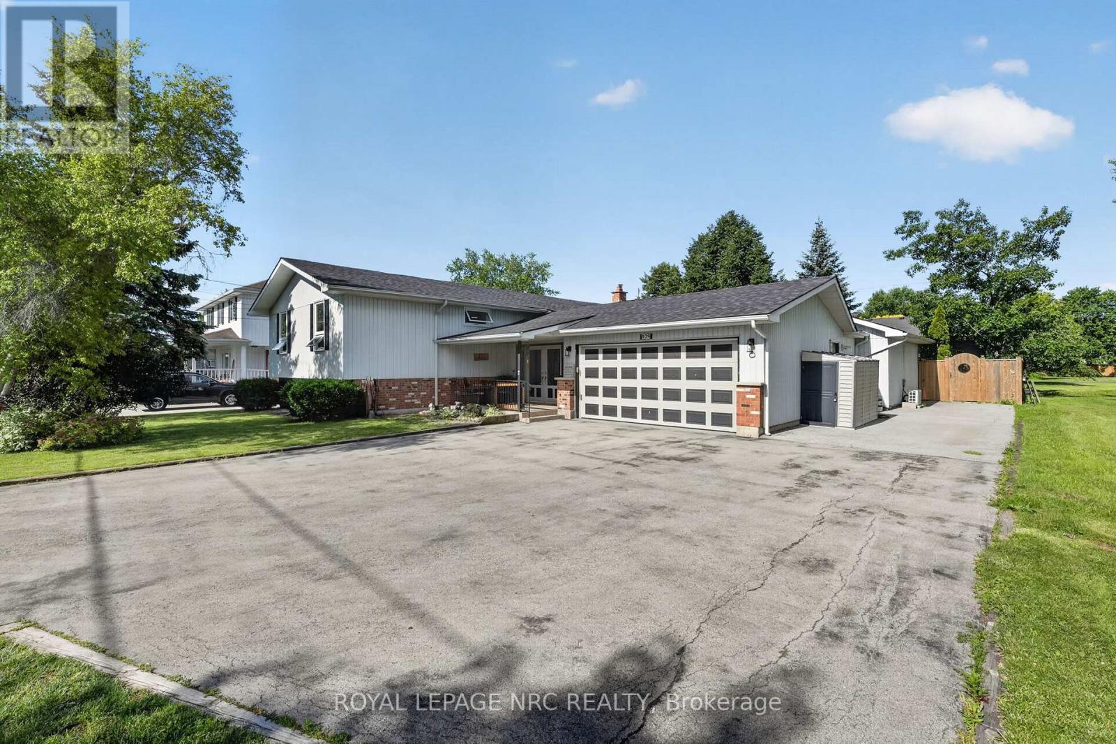 979 Crescent Road, Fort Erie, Ontario  L2A 4R6 - Photo 2 - X13513498