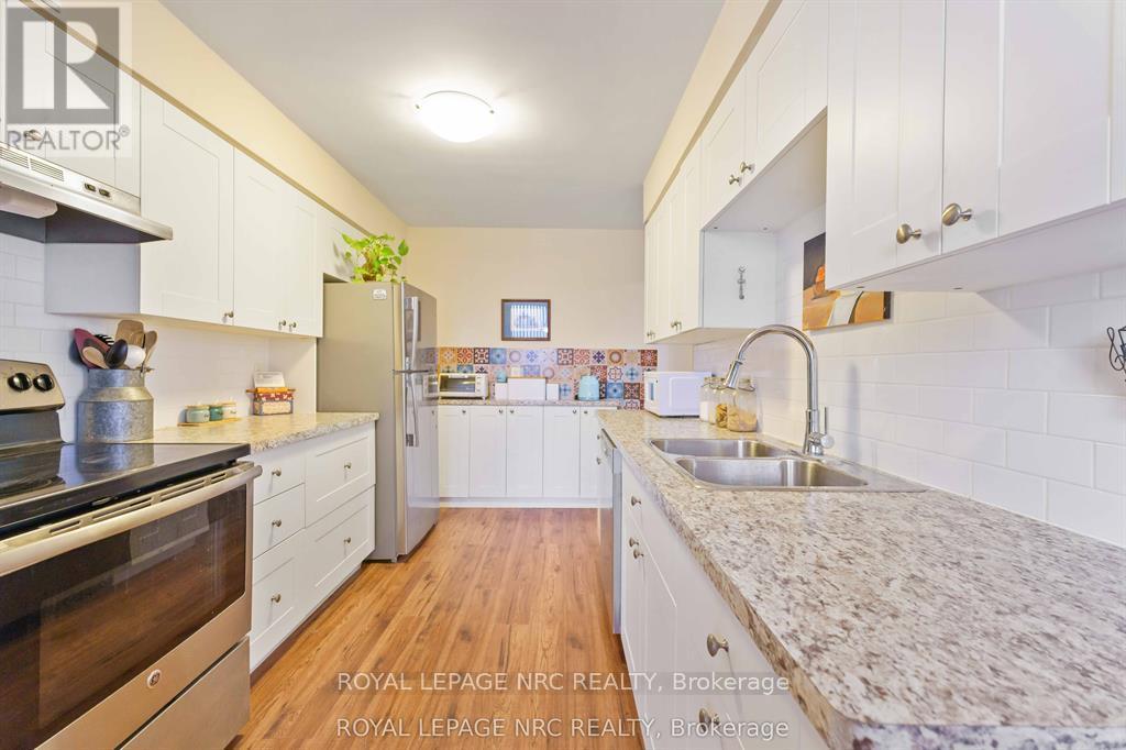 1107 - 35 Towering Heights Boulevard, St. Catharines, Ontario  L2T 3G8 - Photo 12 - X13513908