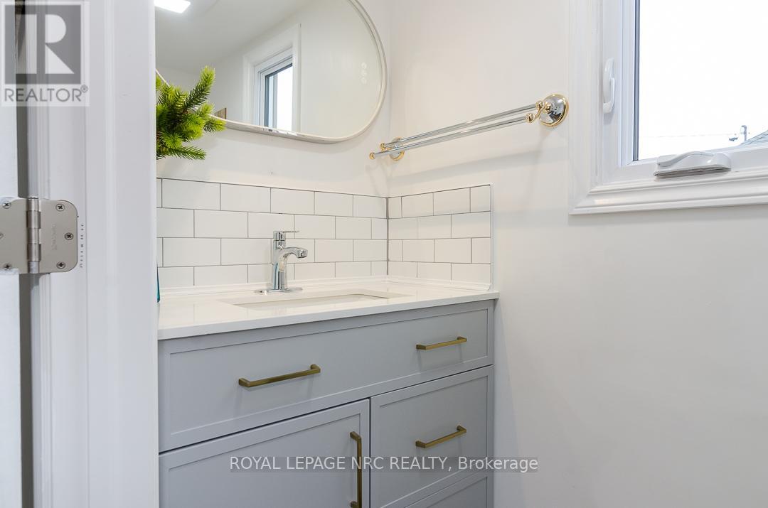 84 Idylewylde Place, Fort Erie, Ontario  L2A 2L1 - Photo 10 - X13514340