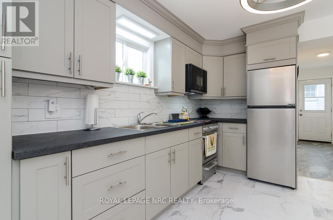 84 Idylewylde Place, Fort Erie, Ontario  L2A 2L1 - Photo 13 - X13514340