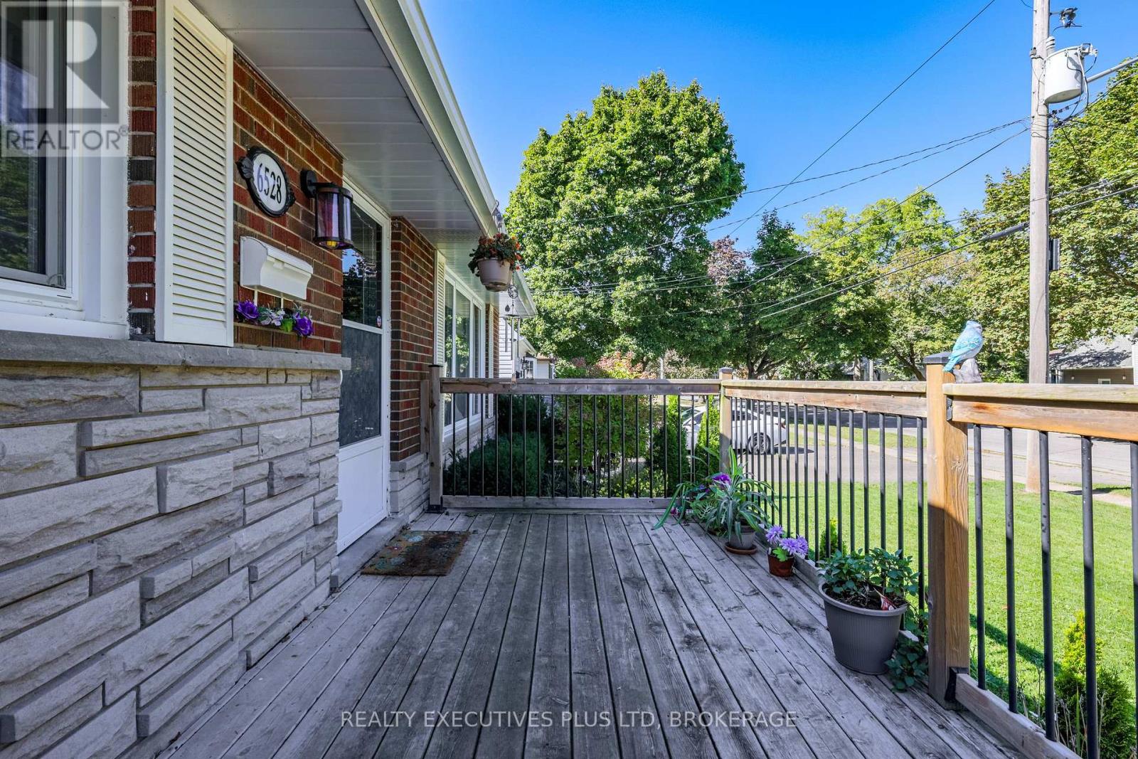 6528 Stamford Green Drive, Niagara Falls, Ontario  L2J 1T8 - Photo 5 - X13516144
