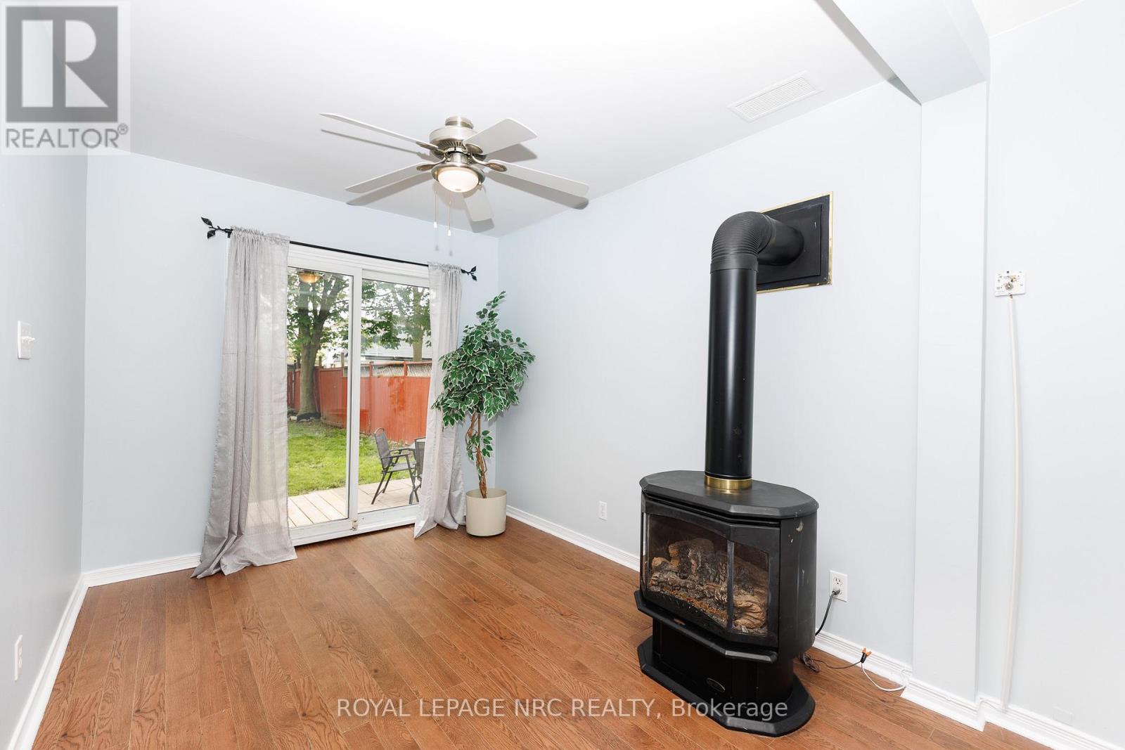 4676 Mcdougall Crescent, Niagara Falls, Ontario  L2E 1B7 - Photo 10 - X13519020