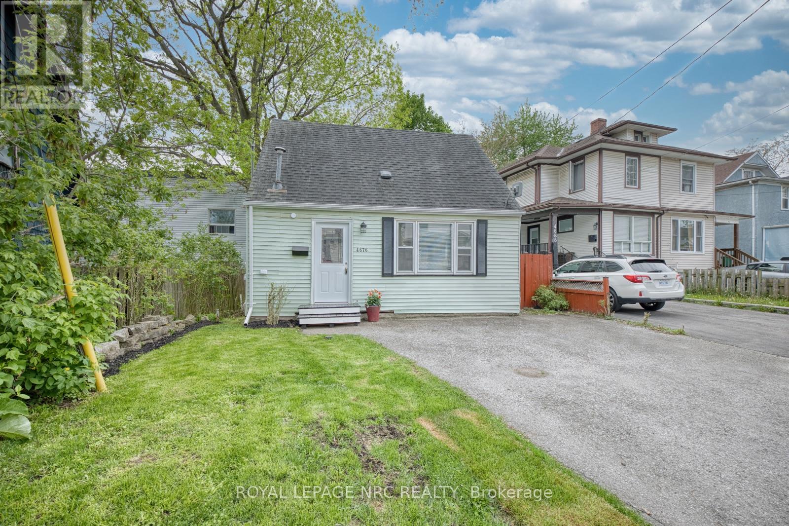 4676 Mcdougall Crescent, Niagara Falls, Ontario  L2E 1B7 - Photo 2 - X13519020