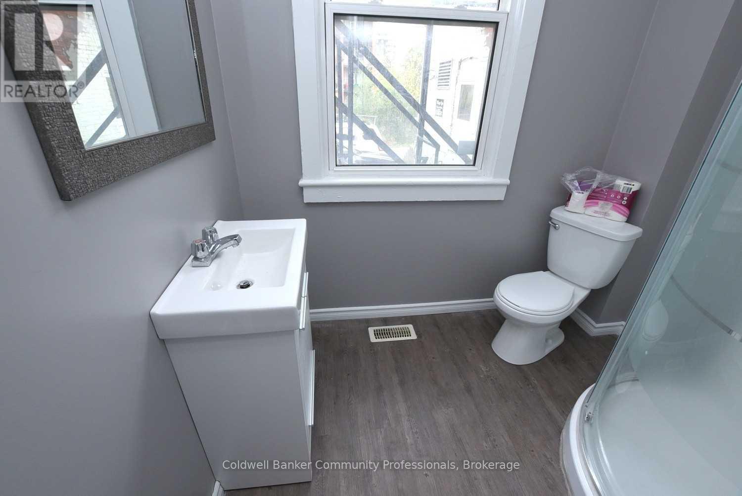 78 George Street, Hamilton, Ontario  L8P 1C9 - Photo 3 - X13519514