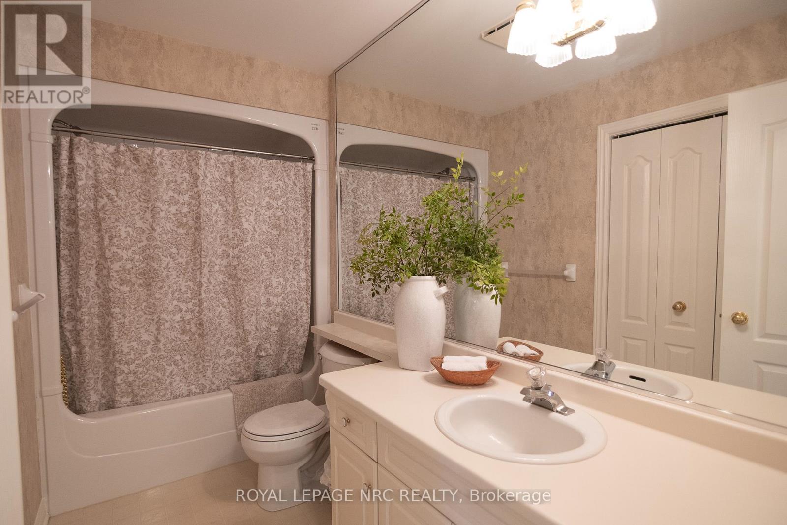 6 - 4667 Portage Road, Niagara Falls, Ontario  L2E 6A9 - Photo 15 - X13520954