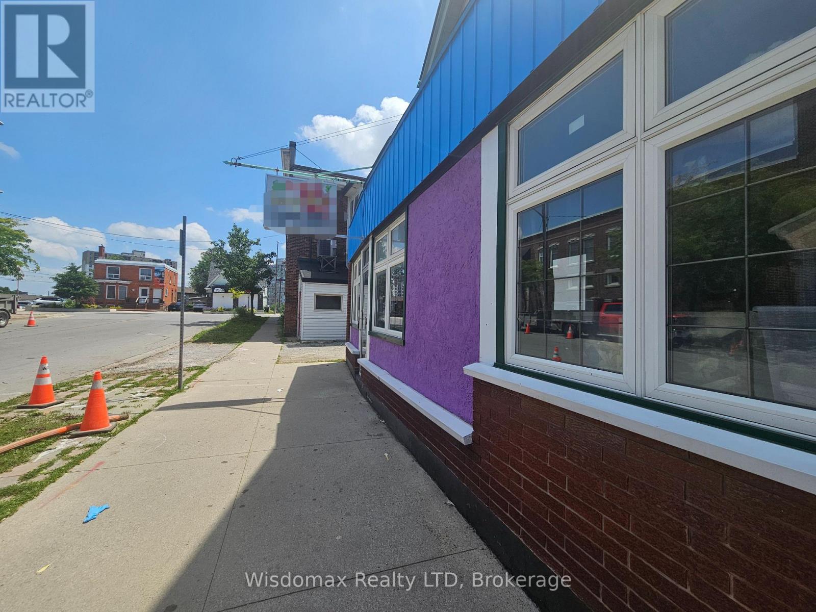 5 Court Street, St. Catharines, Ontario  L2R 4R3 - Photo 2 - X13522020